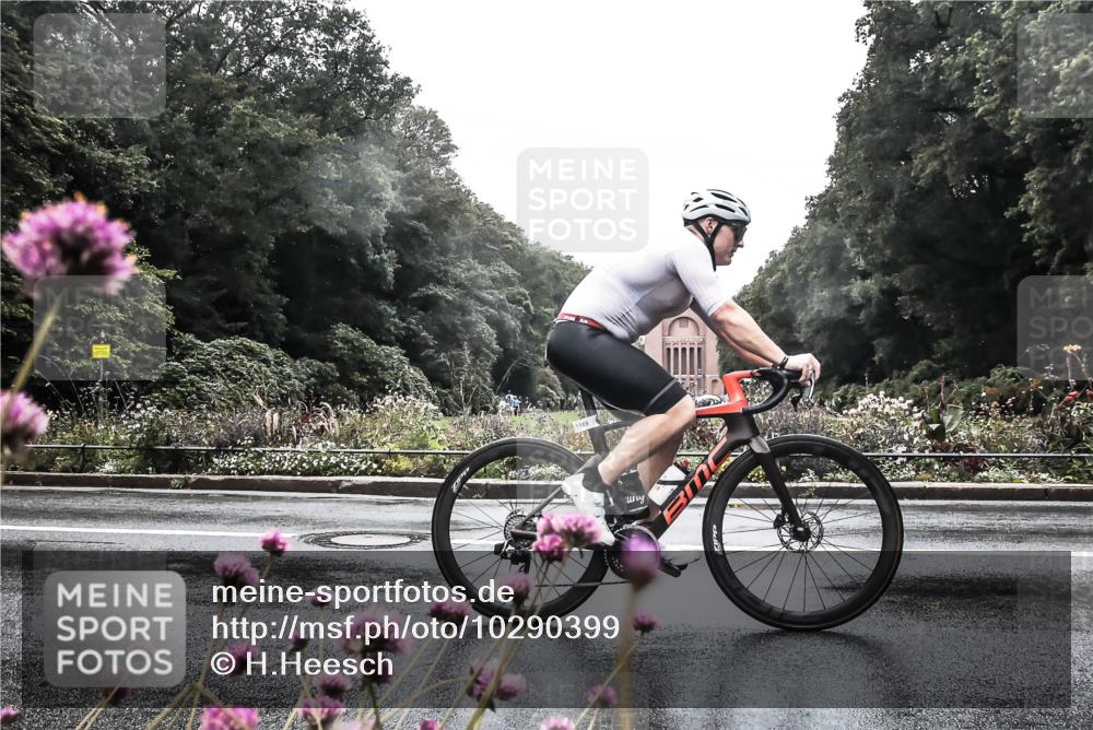 13.09.2026 - Stadtparktriathlon H.Heesch http://msf.ph/oto/10290399 13.09.2026 13:01:56 Radfahren 1189, 1299, 1329, 1376, 1393 meine-sportfotos.de