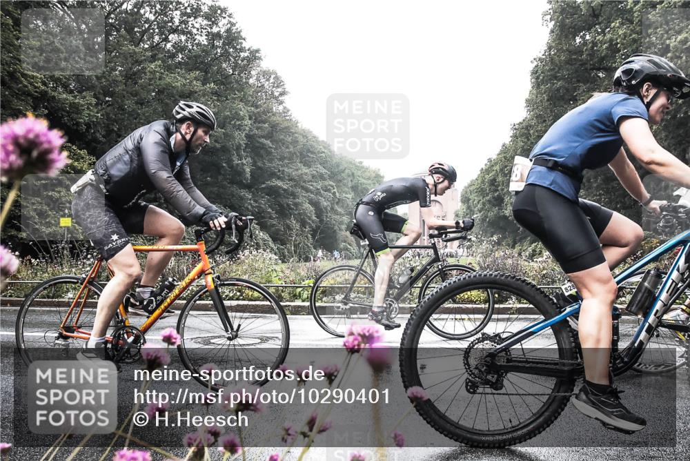 13.09.2026 - Stadtparktriathlon H.Heesch http://msf.ph/oto/10290401 13.09.2026 11:53:47 Radfahren 817, 828, 838, 870, 874, 880, 907 meine-sportfotos.de