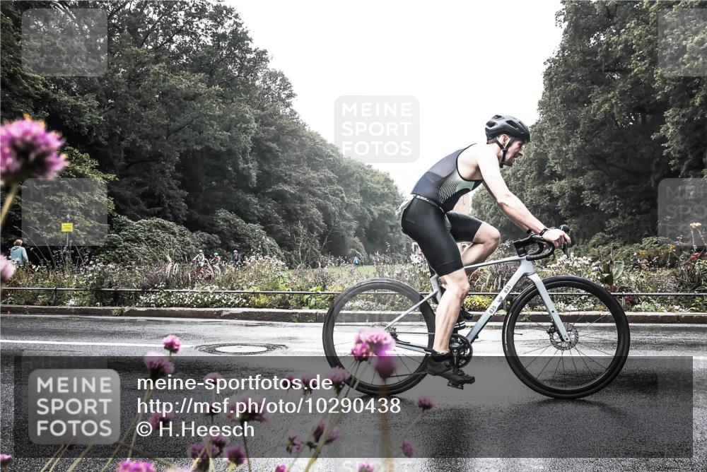 13.09.2026 - Stadtparktriathlon H.Heesch http://msf.ph/oto/10290438 13.09.2026 11:54:02 Radfahren 762, 785, 835, 871, 945 meine-sportfotos.de