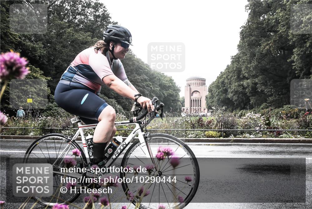 13.09.2026 - Stadtparktriathlon H.Heesch http://msf.ph/oto/10290444 13.09.2026 11:54:04 Radfahren 762, 835, 871, 945 meine-sportfotos.de