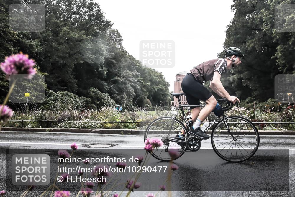 13.09.2026 - Stadtparktriathlon H.Heesch http://msf.ph/oto/10290477 13.09.2026 13:02:13 Radfahren 1204, 1273, 1373, 1425 meine-sportfotos.de
