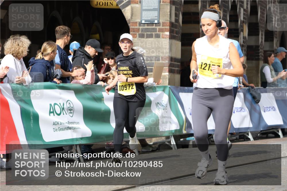 13.09.2026 - 21. swb-Marathon Bremen Strokosch-Dieckow http://msf.ph/oto/10290485 13.09.2026 11:15:51 Ziel 10606, 11504, 10474, 10665, 11217, 11549, 11613, 11940, 12046, 12306 meine-sportfotos.de