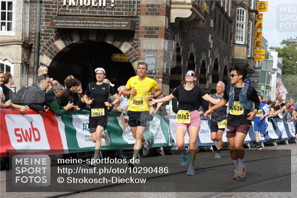 13.09.2026 - 21. swb-Marathon Bremen Strokosch-Dieckow http://msf.ph/oto/10290486 13.09.2026 10:45:39 Ziel 10143, 10318, 10398, 10866, 11020, 11232, 11396, 11478, 11695, 11835, 12054, 12475, 12534, 10436, 10464, 10987, 11015, 11063, 11279, 11559, 11762, 11845, 12033, 12069, 12087, 13595 meine-sportfotos.de