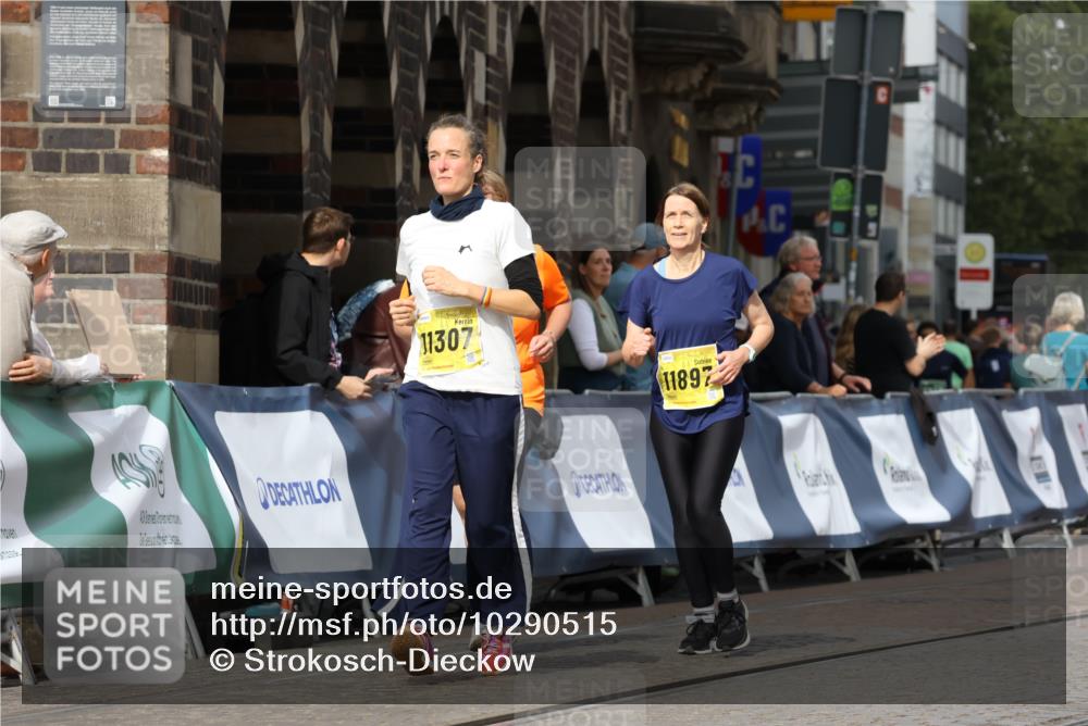 13.09.2026 - 21. swb-Marathon Bremen Strokosch-Dieckow http://msf.ph/oto/10290515 13.09.2026 11:15:54 Ziel 10572, 11504, 12137, 10474, 10665, 11217, 11549, 11613, 11768, 12046, 12306 meine-sportfotos.de