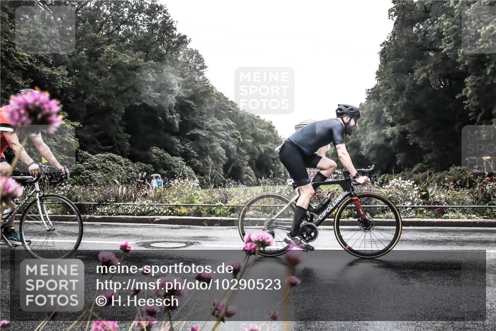 13.09.2026 - Stadtparktriathlon H.Heesch http://msf.ph/oto/10290523 13.09.2026 13:02:25 Radfahren 1195, 1347, 1356, 1363, 1364, 1380 meine-sportfotos.de