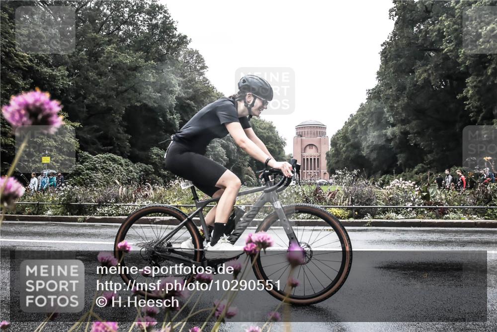 13.09.2026 - Stadtparktriathlon H.Heesch http://msf.ph/oto/10290551 13.09.2026 13:02:35 Radfahren 1220, 1334, 1378, 1408 meine-sportfotos.de