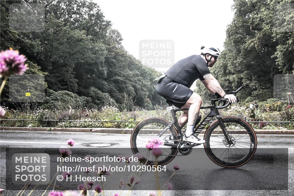 13.09.2026 - Stadtparktriathlon H.Heesch http://msf.ph/oto/10290564 13.09.2026 11:54:52 Radfahren 731, 859, 860, 869, 935 meine-sportfotos.de