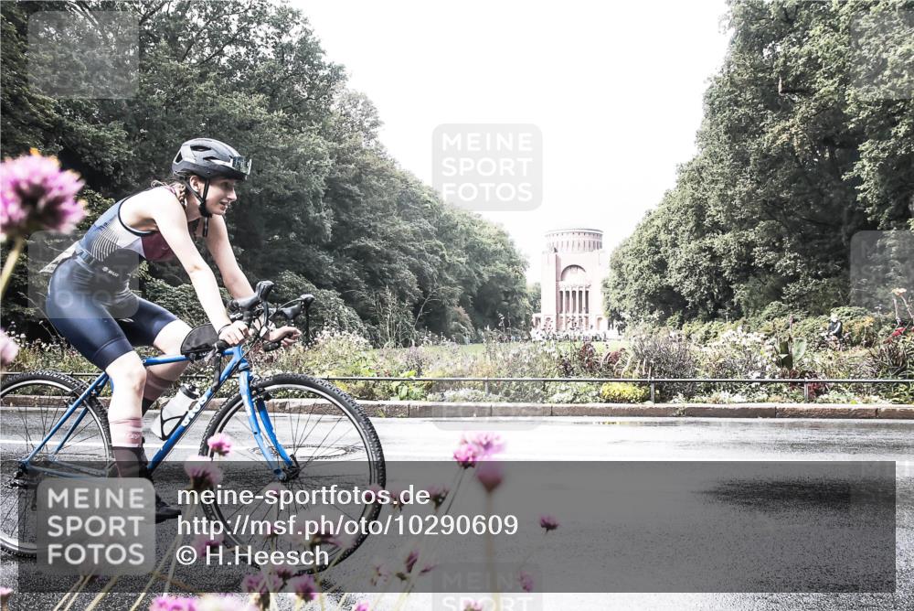 13.09.2026 - Stadtparktriathlon H.Heesch http://msf.ph/oto/10290609 13.09.2026 11:55:14 Radfahren 779, 788, 800, 893, 905, 948 meine-sportfotos.de