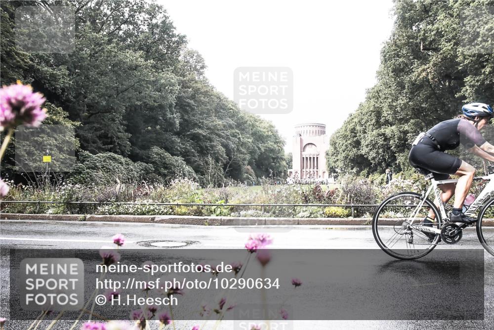 13.09.2026 - Stadtparktriathlon H.Heesch http://msf.ph/oto/10290634 13.09.2026 11:55:18 Radfahren 779, 788, 800, 856, 893, 948 meine-sportfotos.de