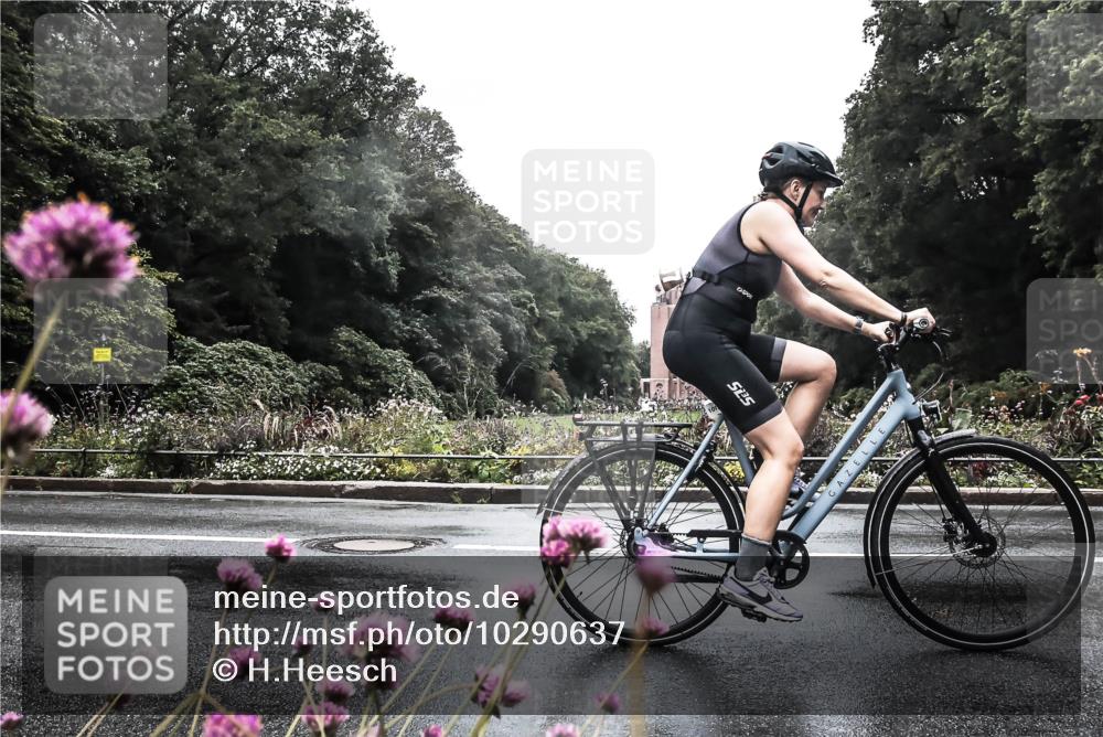 13.09.2026 - Stadtparktriathlon H.Heesch http://msf.ph/oto/10290637 13.09.2026 13:03:33 Radfahren 1097, 1389 meine-sportfotos.de