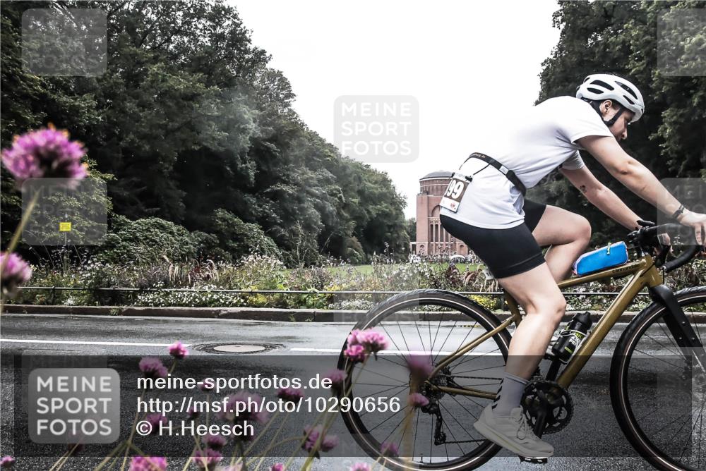 13.09.2026 - Stadtparktriathlon H.Heesch http://msf.ph/oto/10290656 13.09.2026 13:03:39 Radfahren 1199 meine-sportfotos.de