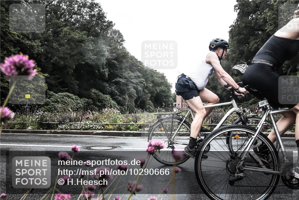 13.09.2026 - Stadtparktriathlon H.Heesch http://msf.ph/oto/10290666 13.09.2026 13:03:43 Radfahren 1200, 1225, 1226, 1427 meine-sportfotos.de