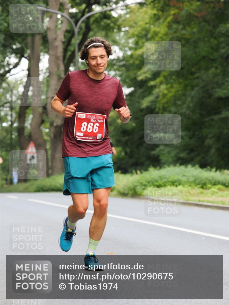13.09.2026 - 21. swb-Marathon Bremen TobiasT http://msf.ph/oto/10290675 13.09.2026 12:31:59 Laufen 866, 0776, 21, 25 meine-sportfotos.de