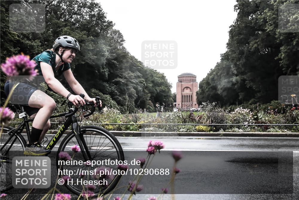 13.09.2026 - Stadtparktriathlon H.Heesch http://msf.ph/oto/10290688 13.09.2026 13:03:54 Radfahren 1253, 1291, 1413 meine-sportfotos.de