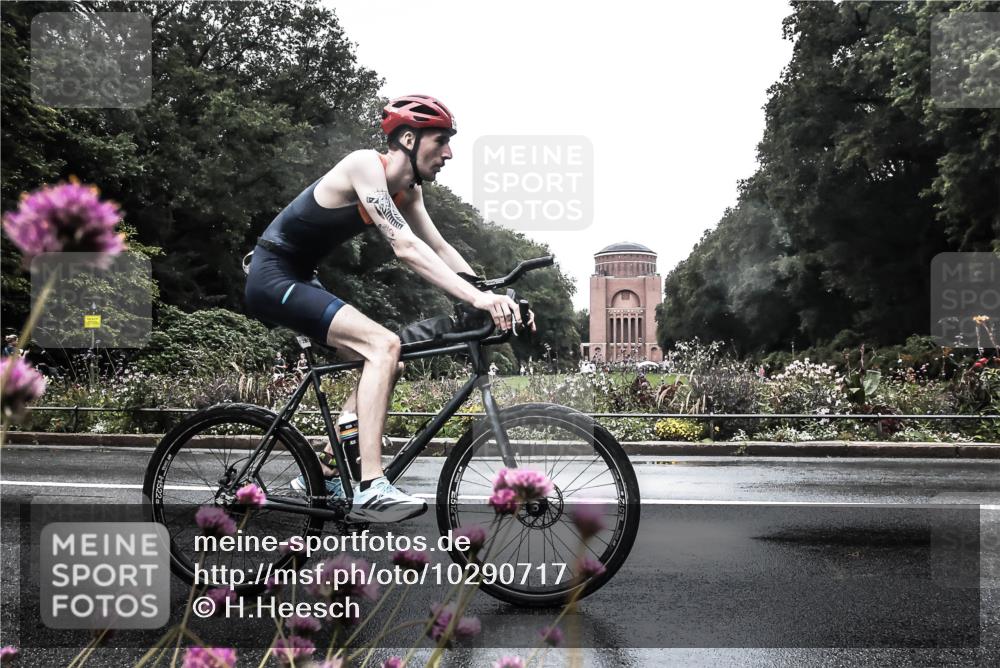 13.09.2026 - Stadtparktriathlon H.Heesch http://msf.ph/oto/10290717 13.09.2026 13:04:09 Radfahren 1260, 1289 meine-sportfotos.de