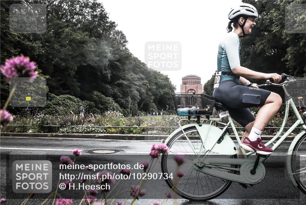 13.09.2026 - Stadtparktriathlon H.Heesch http://msf.ph/oto/10290734 13.09.2026 13:04:21 Radfahren 1170, 1297, 1301 meine-sportfotos.de