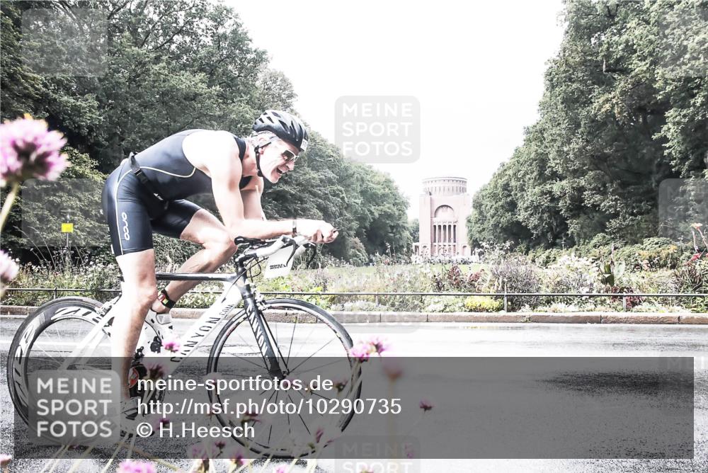 13.09.2026 - Stadtparktriathlon H.Heesch http://msf.ph/oto/10290735 13.09.2026 11:56:14 Radfahren 1059 meine-sportfotos.de