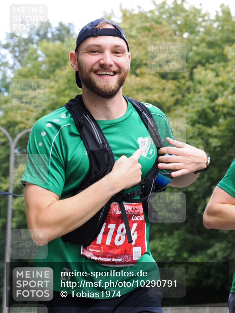 13.09.2026 - 21. swb-Marathon Bremen TobiasT http://msf.ph/oto/10290791 13.09.2026 12:32:23 Laufen 2, 178, 26 meine-sportfotos.de