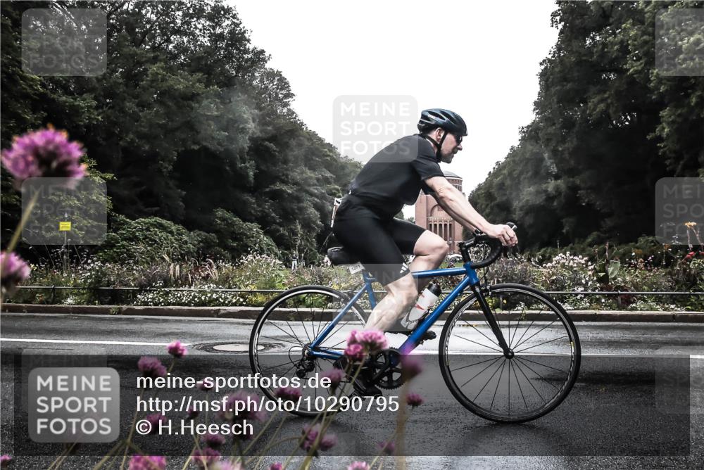 13.09.2026 - Stadtparktriathlon H.Heesch http://msf.ph/oto/10290795 13.09.2026 13:04:42 Radfahren 1205, 1211, 1268, 1271, 1316 meine-sportfotos.de