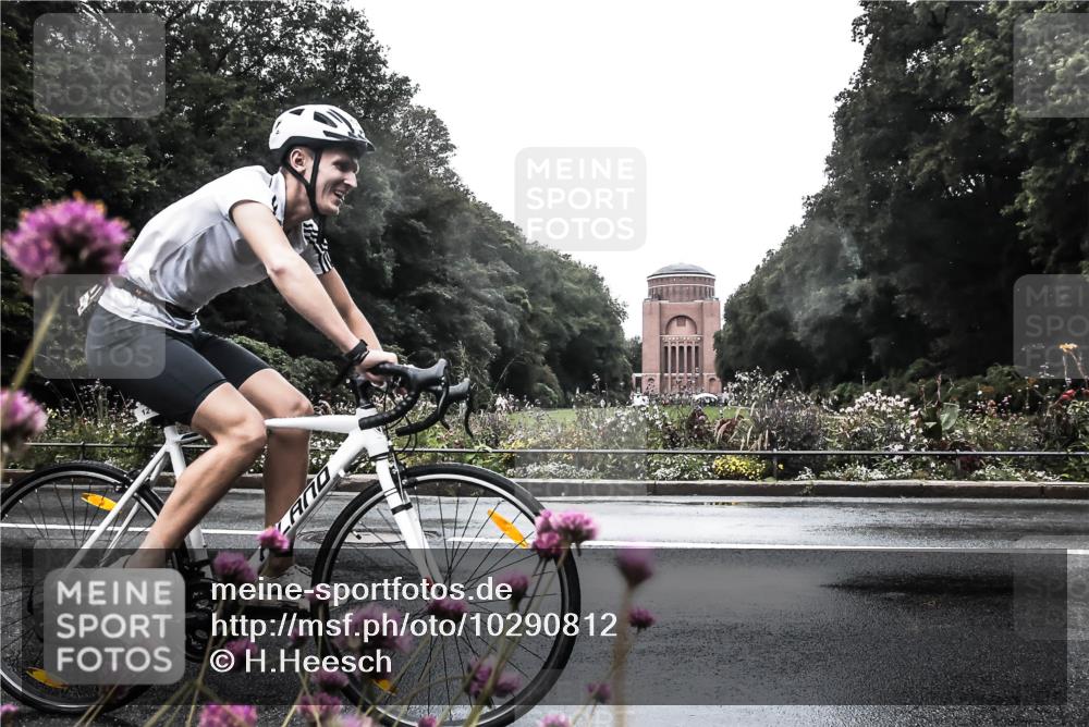 13.09.2026 - Stadtparktriathlon H.Heesch http://msf.ph/oto/10290812 13.09.2026 13:04:44 Radfahren 1205, 1211, 1241, 1271, 1316 meine-sportfotos.de