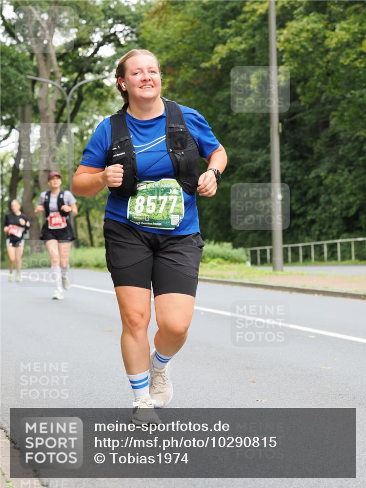 13.09.2026 - 21. swb-Marathon Bremen TobiasT http://msf.ph/oto/10290815 13.09.2026 12:32:26 Laufen 8577, 26 meine-sportfotos.de