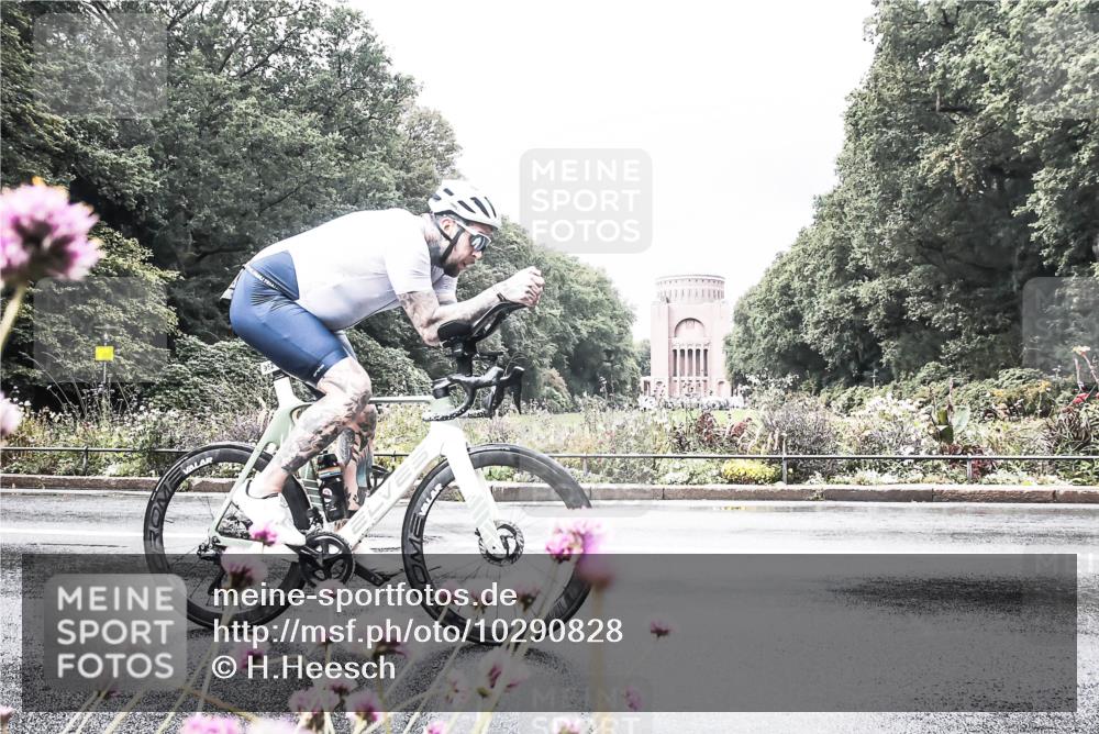 13.09.2026 - Stadtparktriathlon H.Heesch http://msf.ph/oto/10290828 13.09.2026 11:56:48 Radfahren 952, 1053 meine-sportfotos.de
