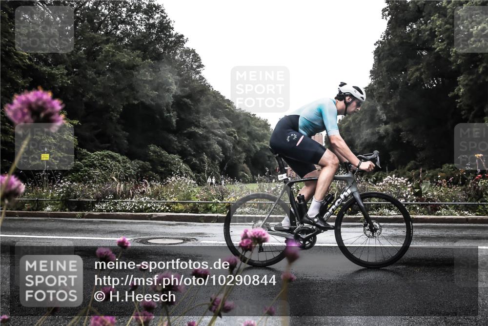 13.09.2026 - Stadtparktriathlon H.Heesch http://msf.ph/oto/10290844 13.09.2026 13:04:53 Radfahren 1084, 1192, 1278, 1359, 1392 meine-sportfotos.de