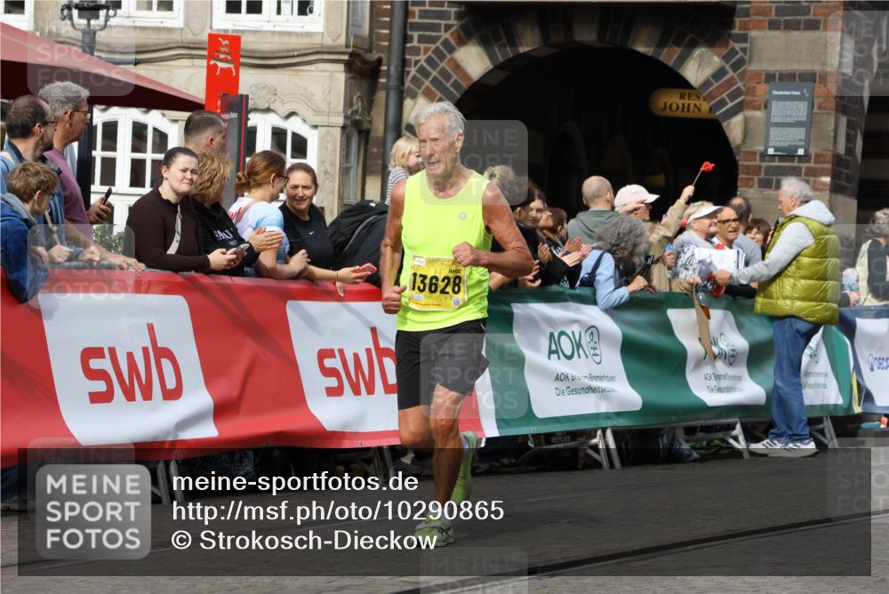 13.09.2026 - 21. swb-Marathon Bremen Strokosch-Dieckow http://msf.ph/oto/10290865 13.09.2026 10:45:47 Ziel 10318, 10352, 10398, 10536, 11088, 11209, 11232, 11478, 11695, 11749, 11835, 12054, 12290, 12355, 12475, 12534, 10436, 11956, 12033, 12069, 12556, 12557, 13612 meine-sportfotos.de
