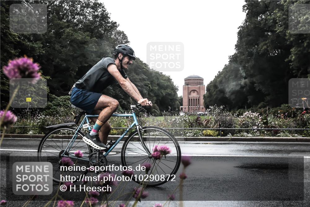 13.09.2026 - Stadtparktriathlon H.Heesch http://msf.ph/oto/10290872 13.09.2026 13:04:59 Radfahren 1208, 1278, 1304, 1346, 1372, 1374, 1424 meine-sportfotos.de