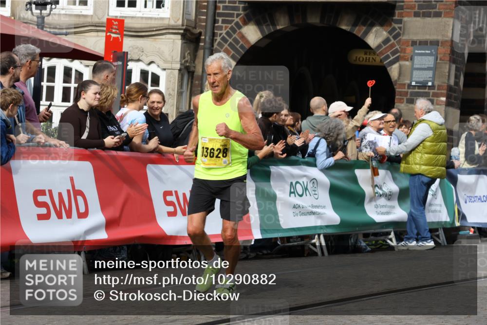 13.09.2026 - 21. swb-Marathon Bremen Strokosch-Dieckow http://msf.ph/oto/10290882 13.09.2026 10:45:47 Ziel 10318, 10352, 10398, 10536, 11088, 11209, 11232, 11478, 11695, 11749, 11835, 12054, 12290, 12355, 12475, 12534, 10436, 11956, 12033, 12069, 12556, 12557, 13612 meine-sportfotos.de
