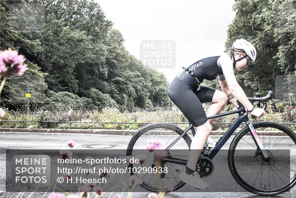 13.09.2026 - Stadtparktriathlon H.Heesch http://msf.ph/oto/10290938 13.09.2026 11:57:31 Radfahren 743, 748, 787, 833, 836, 884, 924, 937, 1036 meine-sportfotos.de