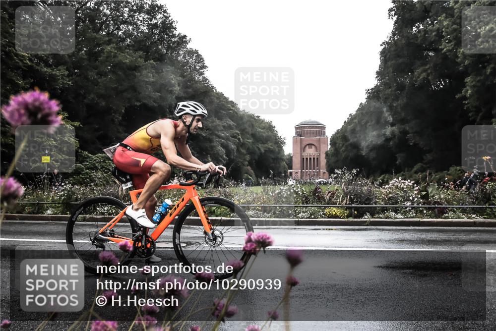 13.09.2026 - Stadtparktriathlon H.Heesch http://msf.ph/oto/10290939 13.09.2026 13:05:10 Radfahren 1306, 1336, 1386 meine-sportfotos.de