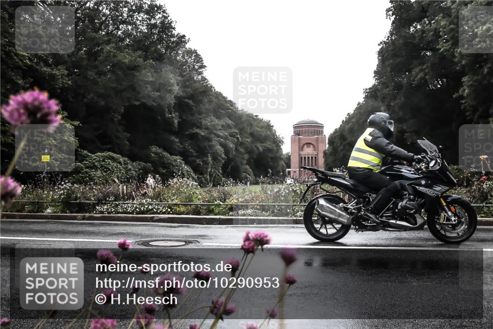 13.09.2026 - Stadtparktriathlon H.Heesch http://msf.ph/oto/10290953 13.09.2026 13:05:17 Radfahren 1272 meine-sportfotos.de