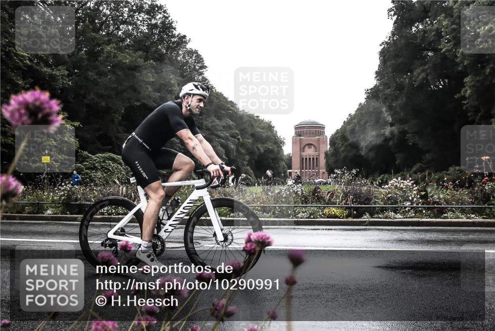 13.09.2026 - Stadtparktriathlon H.Heesch http://msf.ph/oto/10290991 13.09.2026 13:05:33 Radfahren 1352 meine-sportfotos.de