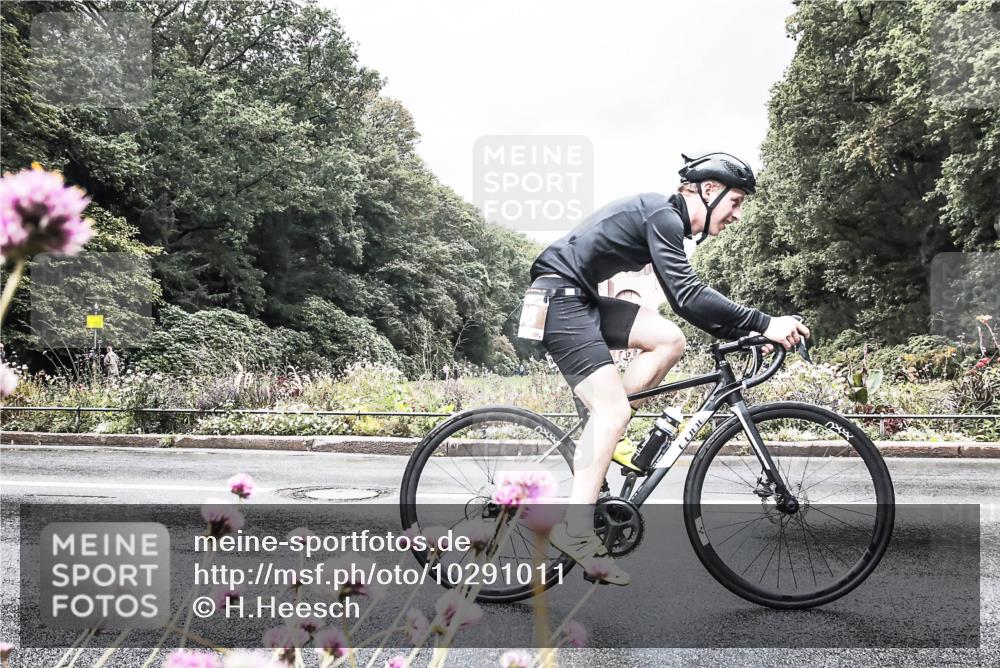 13.09.2026 - Stadtparktriathlon H.Heesch http://msf.ph/oto/10291011 13.09.2026 11:57:47 Radfahren 741, 908 meine-sportfotos.de