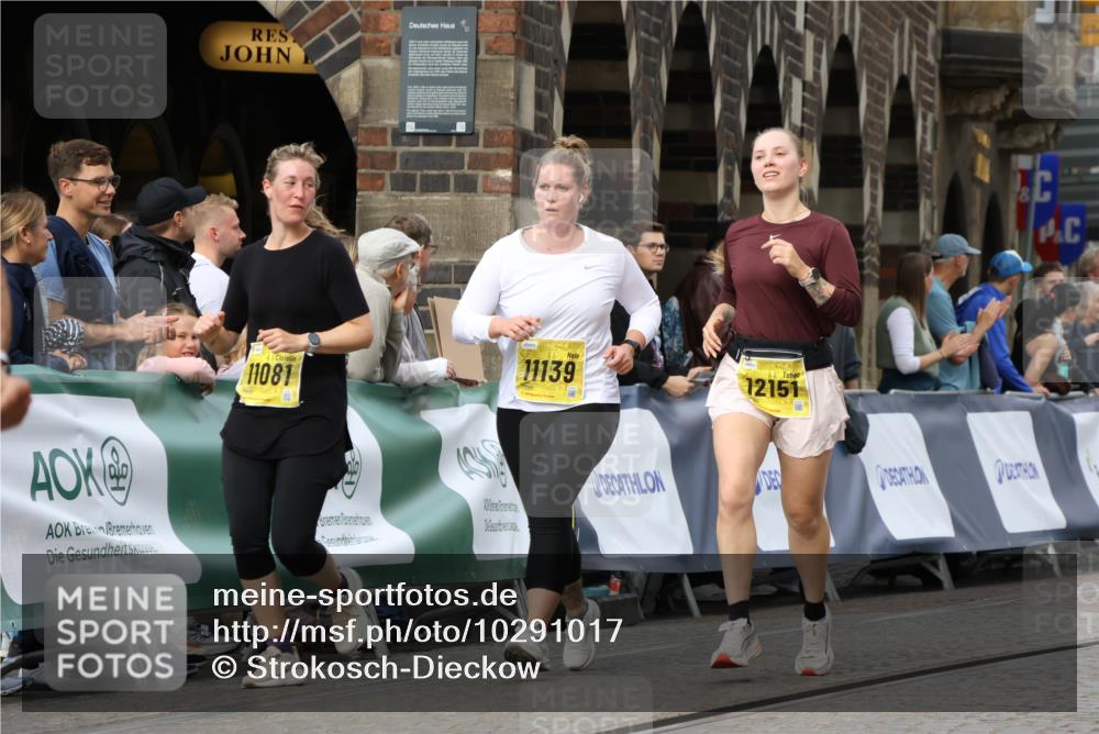13.09.2026 - 21. swb-Marathon Bremen Strokosch-Dieckow http://msf.ph/oto/10291017 13.09.2026 11:16:18 Ziel 10474, 10665, 11217, 11307, 11549, 11613, 11768, 11778, 11897, 11940, 12046, 12306, 10242, 11274, 12057, 12102 meine-sportfotos.de