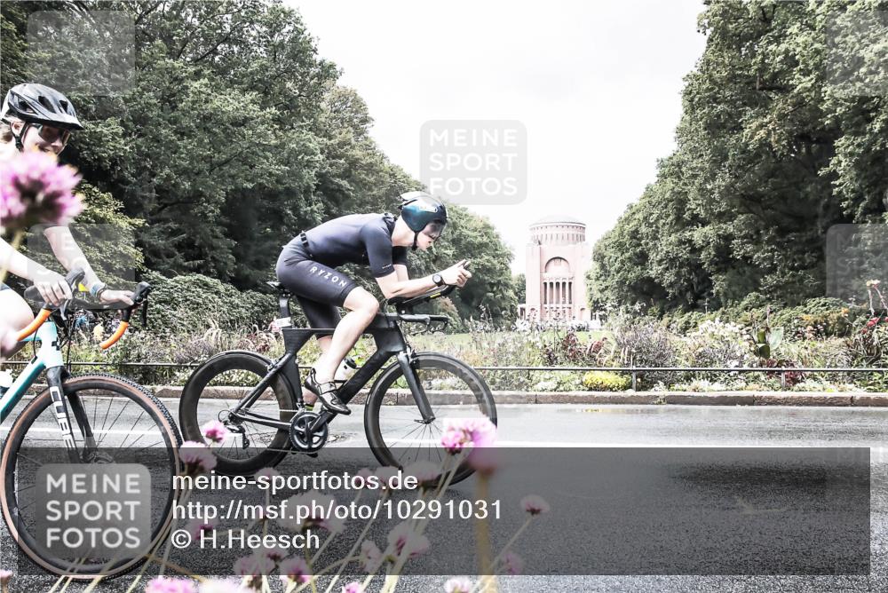 13.09.2026 - Stadtparktriathlon H.Heesch http://msf.ph/oto/10291031 13.09.2026 11:57:59 Radfahren 712, 761, 765, 896 meine-sportfotos.de