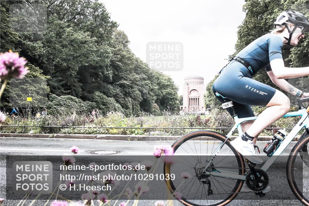 13.09.2026 - Stadtparktriathlon H.Heesch http://msf.ph/oto/10291039 13.09.2026 11:58:00 Radfahren 712, 761, 765, 794, 896 meine-sportfotos.de