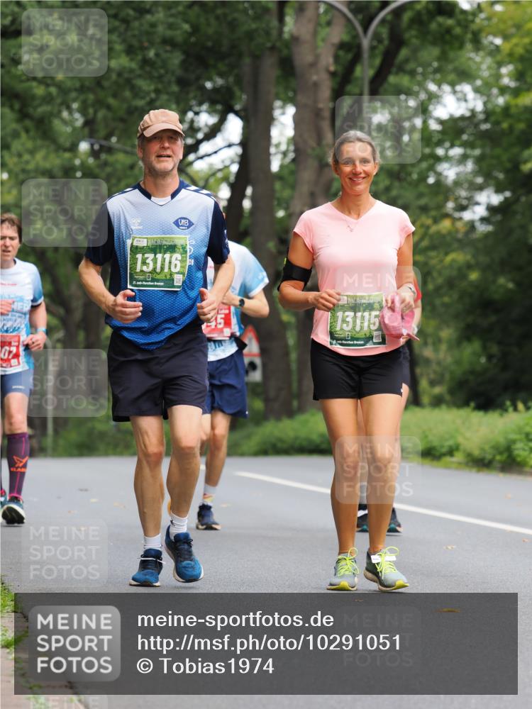 13.09.2026 - 21. swb-Marathon Bremen TobiasT http://msf.ph/oto/10291051 13.09.2026 12:33:23 Laufen 07, 13116, 21, 45, 13115 meine-sportfotos.de