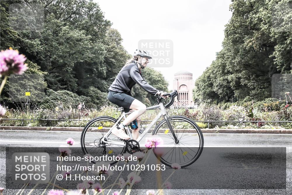 13.09.2026 - Stadtparktriathlon H.Heesch http://msf.ph/oto/10291053 13.09.2026 11:58:02 Radfahren 712, 761, 765, 794, 896 meine-sportfotos.de