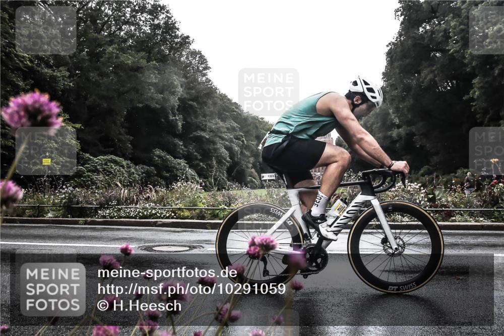 13.09.2026 - Stadtparktriathlon H.Heesch http://msf.ph/oto/10291059 13.09.2026 13:06:13 Radfahren 1322, 1323, 1339, 1369 meine-sportfotos.de