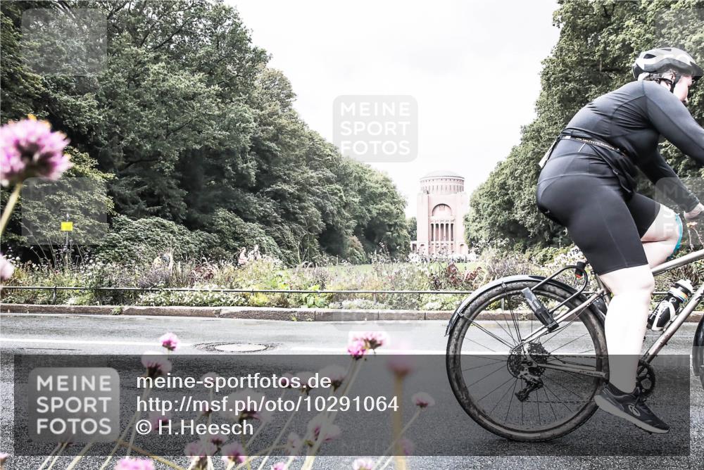 13.09.2026 - Stadtparktriathlon H.Heesch http://msf.ph/oto/10291064 13.09.2026 11:58:04 Radfahren 732, 761, 794 meine-sportfotos.de