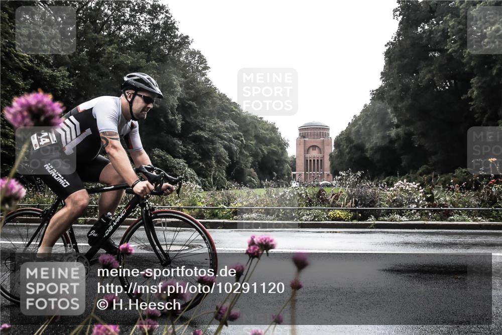 13.09.2026 - Stadtparktriathlon H.Heesch http://msf.ph/oto/10291120 13.09.2026 13:06:47 Radfahren 1244 meine-sportfotos.de
