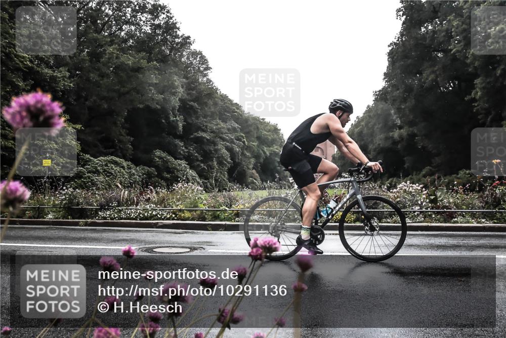 13.09.2026 - Stadtparktriathlon H.Heesch http://msf.ph/oto/10291136 13.09.2026 13:06:53 Radfahren 1270, 1277, 1281, 1327, 1353, 1391, 1406 meine-sportfotos.de