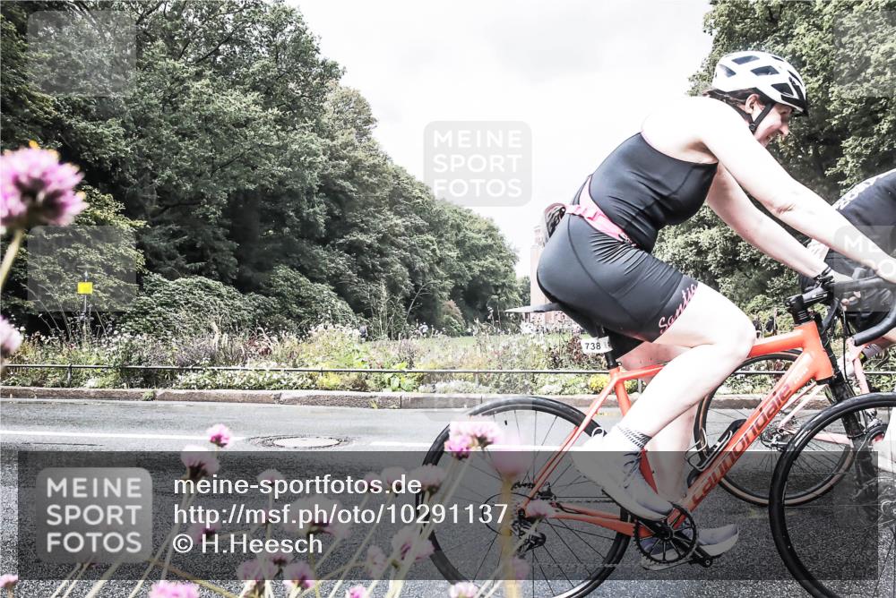 13.09.2026 - Stadtparktriathlon H.Heesch http://msf.ph/oto/10291137 13.09.2026 11:58:20 Radfahren 738, 853, 922, 1049 meine-sportfotos.de