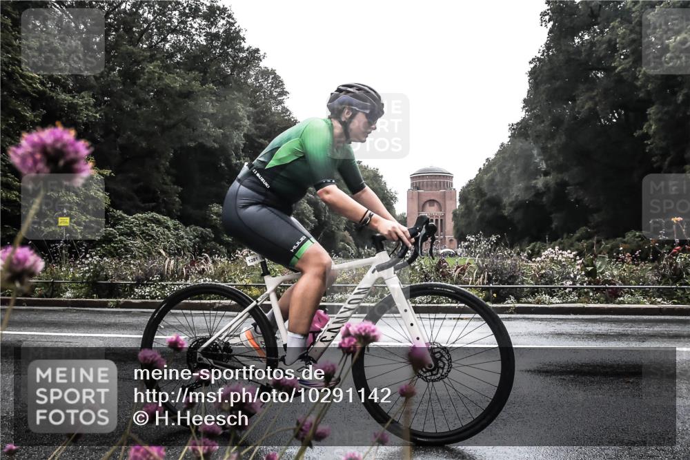 13.09.2026 - Stadtparktriathlon H.Heesch http://msf.ph/oto/10291142 13.09.2026 13:06:54 Radfahren 1270, 1277, 1281, 1327, 1353, 1391, 1406 meine-sportfotos.de