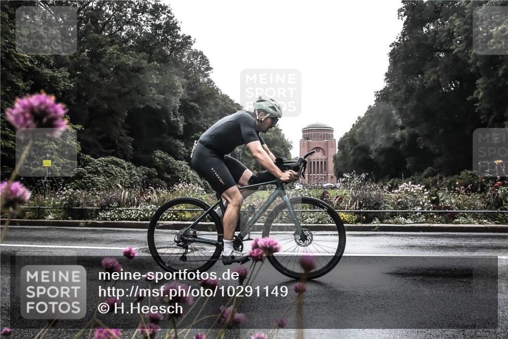 13.09.2026 - Stadtparktriathlon H.Heesch http://msf.ph/oto/10291149 13.09.2026 13:06:55 Radfahren 1270, 1277, 1281, 1327, 1353, 1391, 1406 meine-sportfotos.de