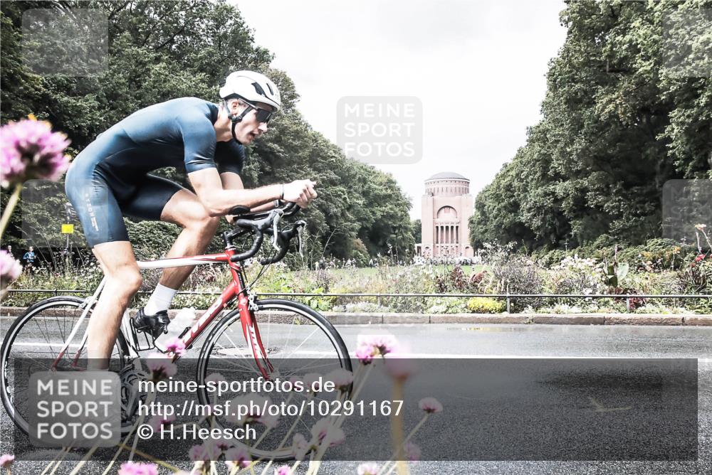 13.09.2026 - Stadtparktriathlon H.Heesch http://msf.ph/oto/10291167 13.09.2026 11:58:30 Radfahren 802, 951, 970, 974, 1037, 1051 meine-sportfotos.de