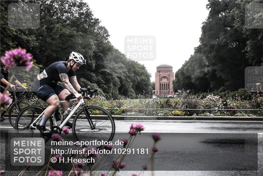 13.09.2026 - Stadtparktriathlon H.Heesch http://msf.ph/oto/10291181 13.09.2026 13:07:09 Radfahren 1146, 1263, 1300, 1317, 1360, 1381, 1414 meine-sportfotos.de