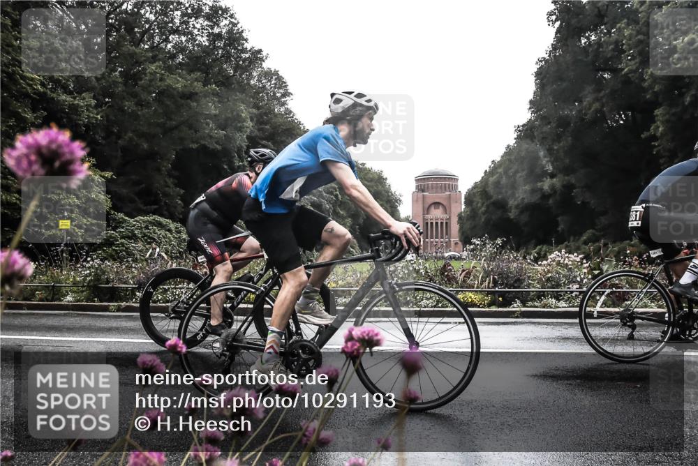 13.09.2026 - Stadtparktriathlon H.Heesch http://msf.ph/oto/10291193 13.09.2026 13:07:10 Radfahren 1146, 1263, 1300, 1317, 1381, 1414 meine-sportfotos.de